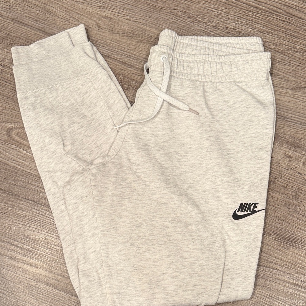 Nike Womens Light Gray Sweatpants